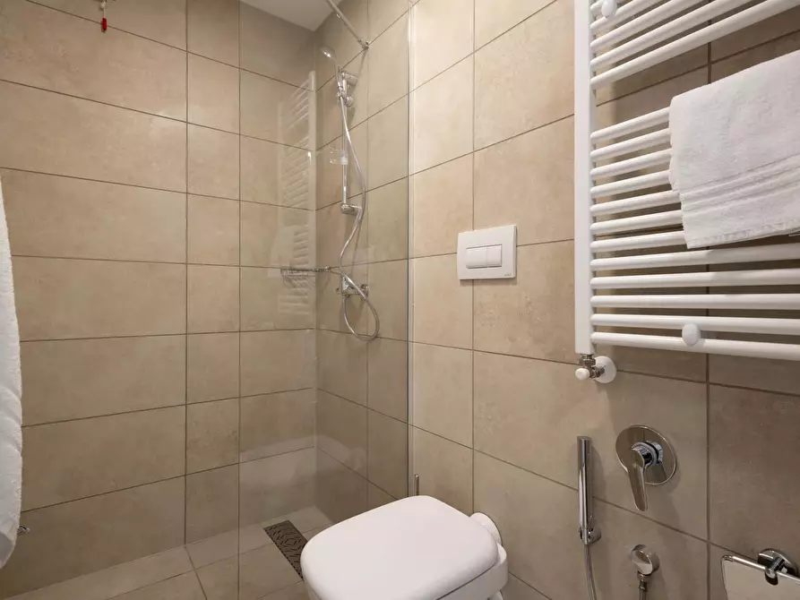 Immagine 5 di Appartamento in affitto  in Viale della Toscana10 a Firenze