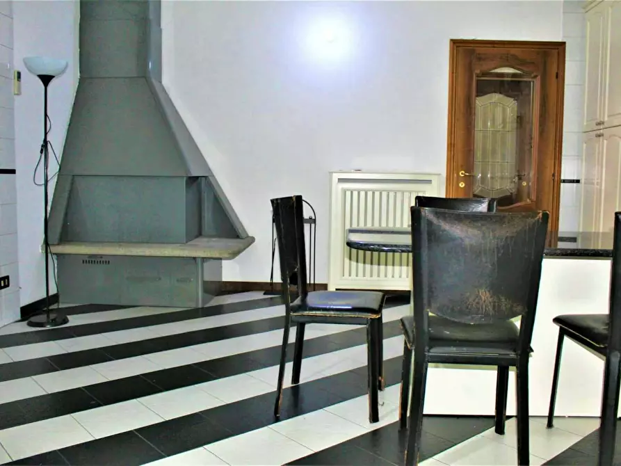 Immagine 8 di Camera in affitto  in Viale Sarca a Milano