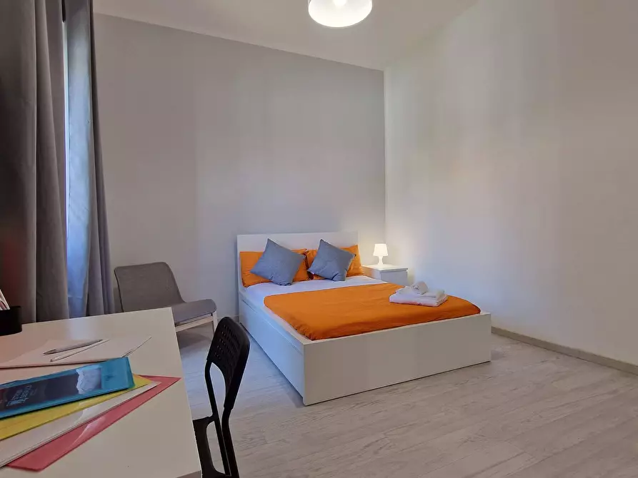 Immagine 3 di Camera in affitto  in Via Ostiense343 a Roma