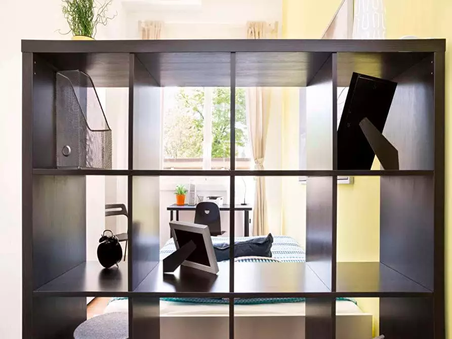 Immagine 1 di Camera in affitto  in Via Legnone15 a Milano