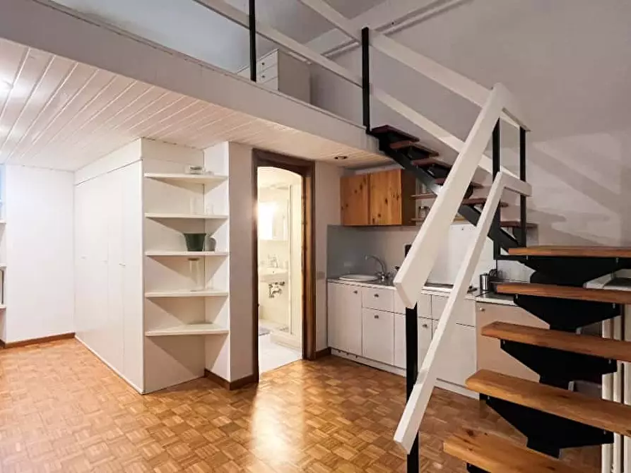 Immagine 5 di Appartamento in affitto  in Via Cappuccini16 a Milano