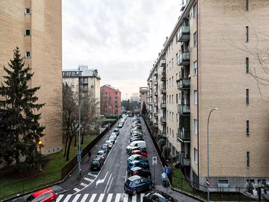 Immagine 9 di Camera in affitto  in Via dei Mandorli13 a Buccinasco