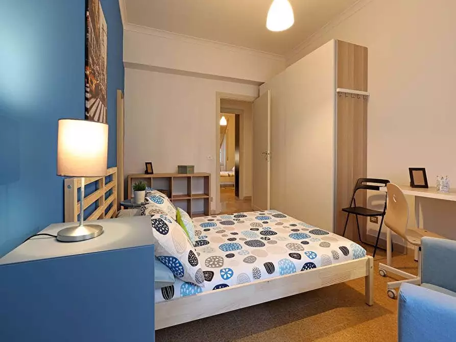 Immagine 2 di Camera in affitto  in Via Padre Semeria65 a Roma