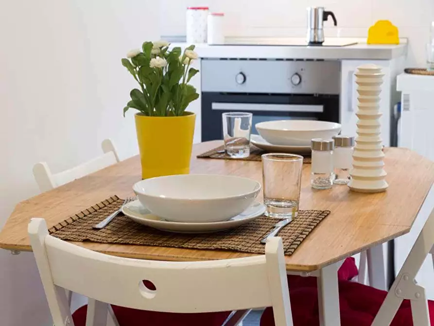 Immagine 1 di Camera in affitto  in Via Salvatore Barzilai15 a Milano