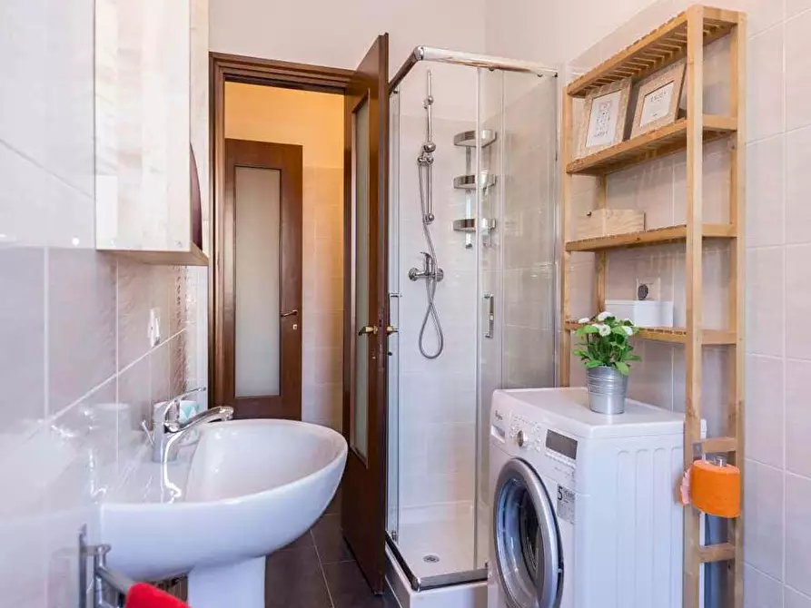 Immagine 13 di Camera in affitto  in via Rosa Vergani Marelli2 a Milano