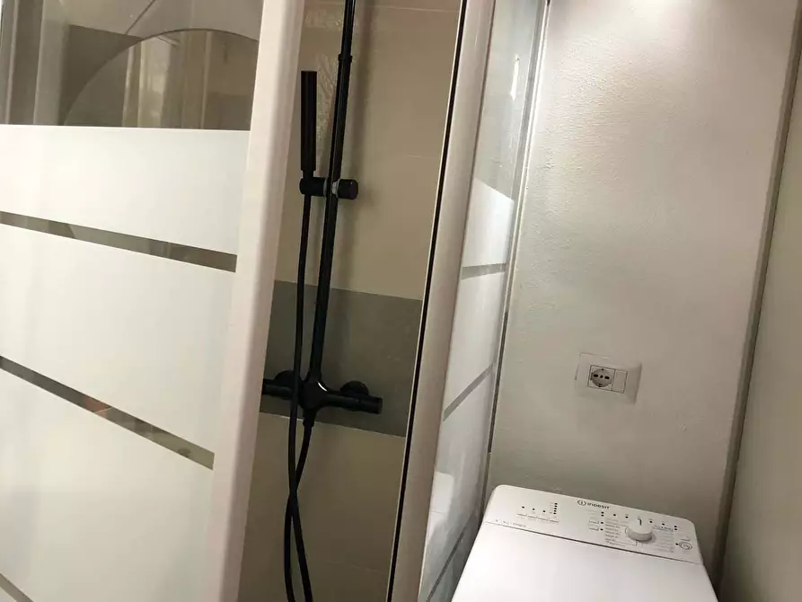 Immagine 12 di Appartamento in affitto  in Via Gaetano de Castillia24 a Milano