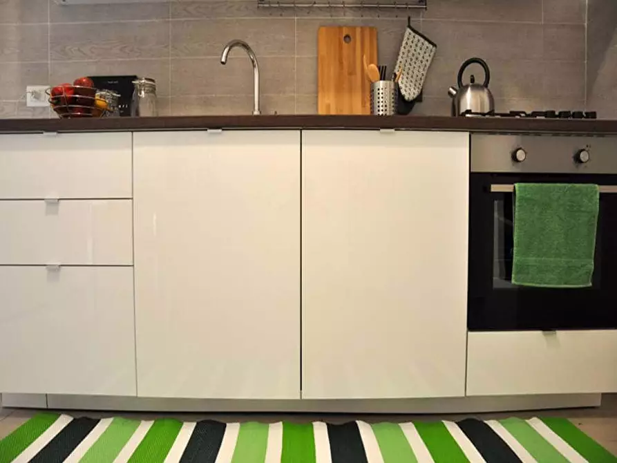 Immagine 10 di Camera in affitto  in Via Carlo Botta7 a Milano