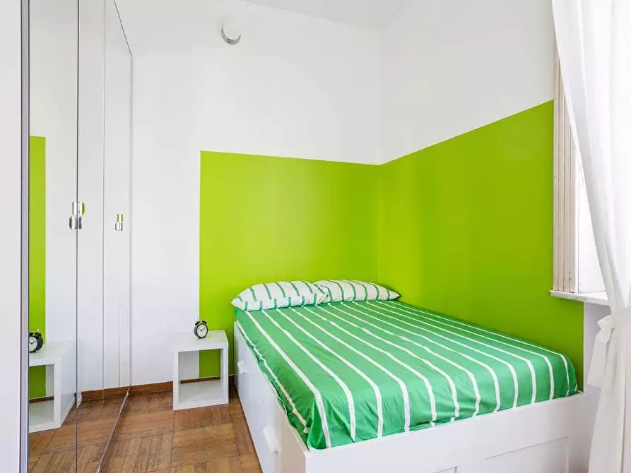 Immagine 2 di Camera in affitto  in Viale Tunisia13 a Milano