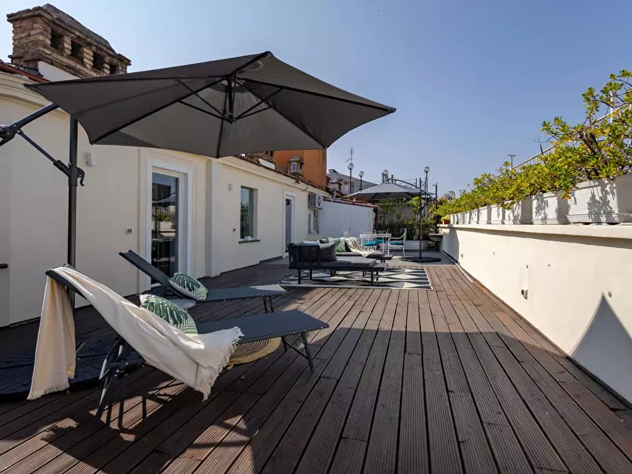 Immagine 23 di Appartamento in affitto  in Via Torino7 a Roma