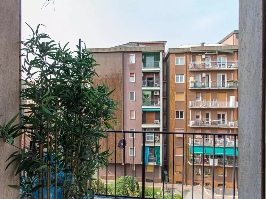 Immagine 30 di Appartamento in affitto  in Via Pellegrino Rossi13 a Milano