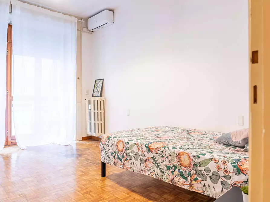 Immagine 3 di Camera in affitto  in Piazza Imperatore Tito8 a Milano
