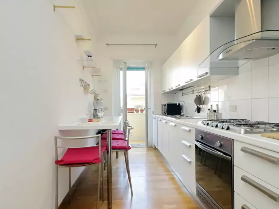 Immagine 5 di Appartamento in affitto  in Via della Farnesina100 a Roma