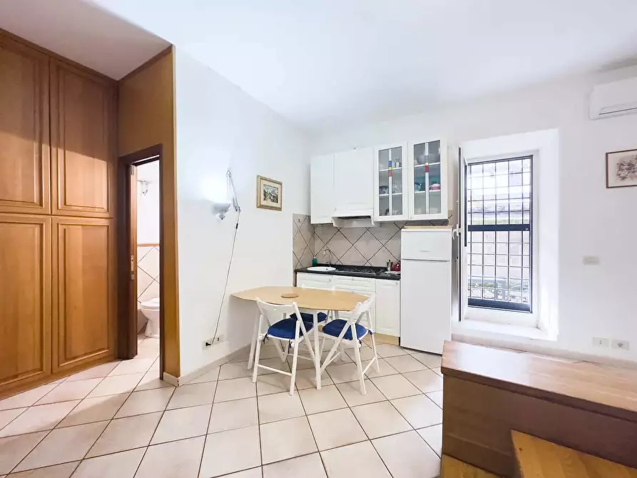 Immagine 5 di Appartamento in affitto  in Via Modica2 a Roma