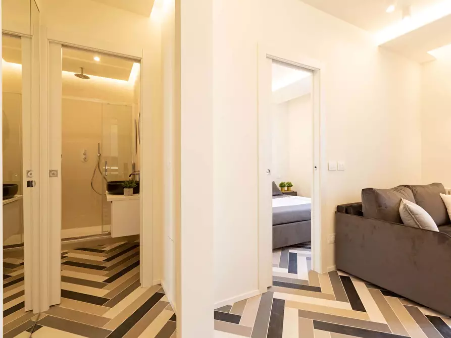 Immagine 18 di Appartamento in affitto  in Via Accademia61 a Milano