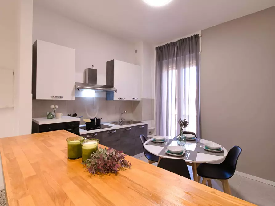 Immagine 13 di Camera in affitto  in Via XX Settembre a Brescia