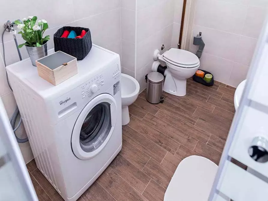 Immagine 40 di Camera in affitto  in Via Giuseppe Frua16 a Milano