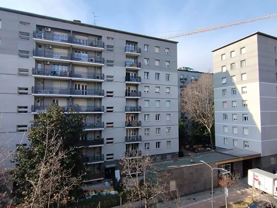 Immagine 57 di Appartamento in affitto  in Via Cervignano a Milano