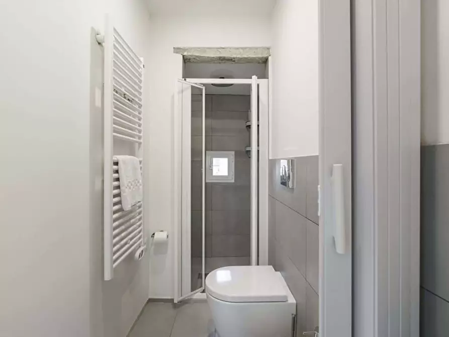 Immagine 10 di Appartamento in affitto  in Via del Porcellana33 a Firenze