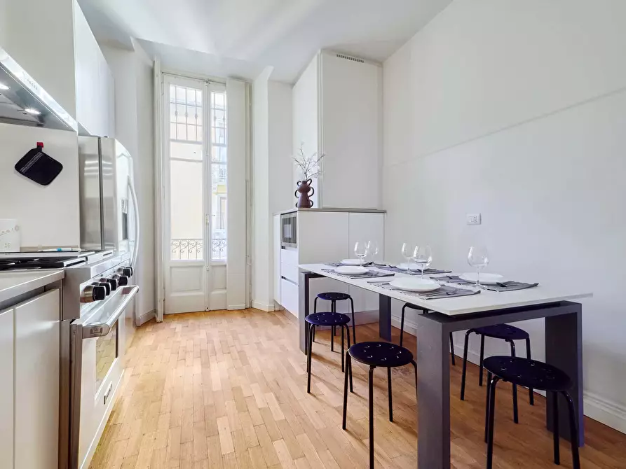 Immagine 36 di Appartamento in affitto  in Viale di Porta Vercellina2 a Milano