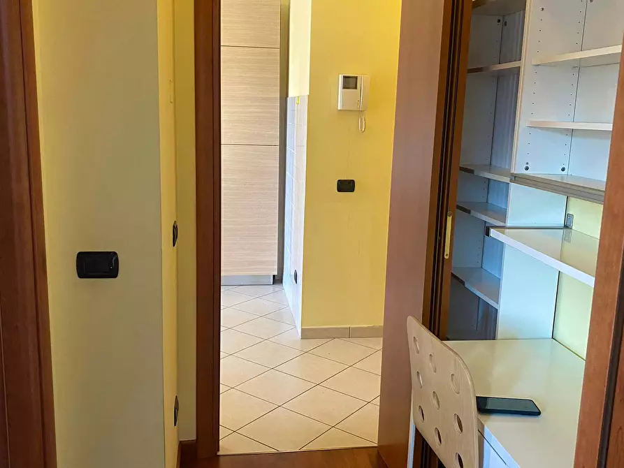 Immagine 10 di Appartamento in affitto  in Via Monte Rosa a Rozzano