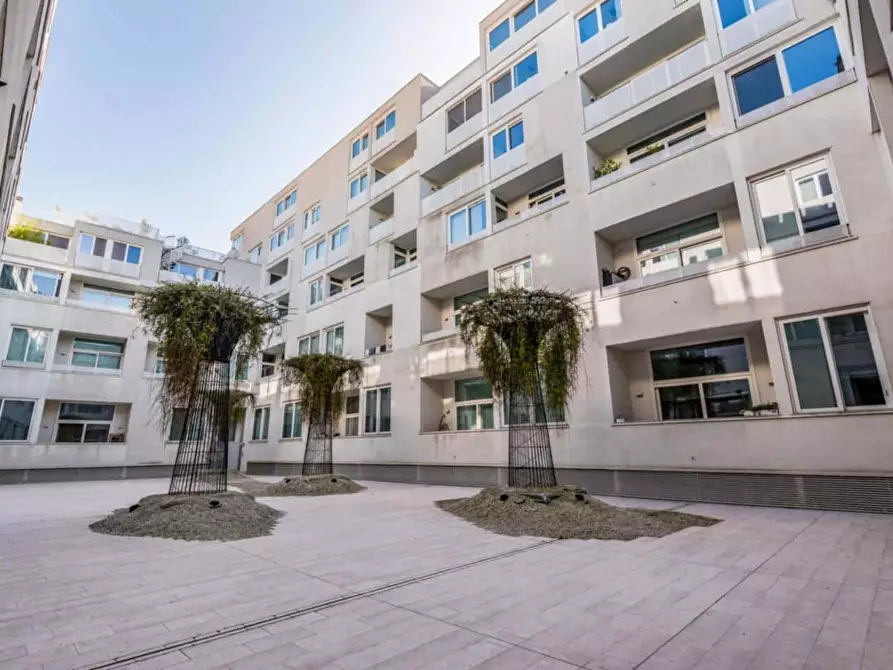 Immagine 14 di Appartamento in affitto  in Via Francesco de Sanctis26 a Milano