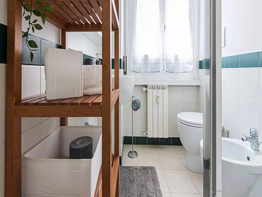 Immagine 16 di Camera in affitto  in Viale Emilio Caldara30 a Milano