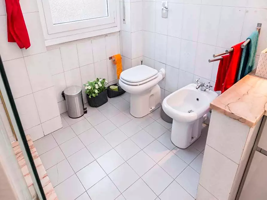 Immagine 66 di Camera in affitto  in Via Antonio Canova25 a Milano