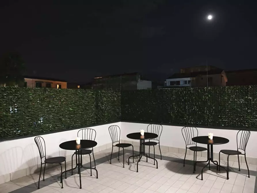 Immagine 34 di Appartamento in affitto  in Via Sacra11 a Pompei