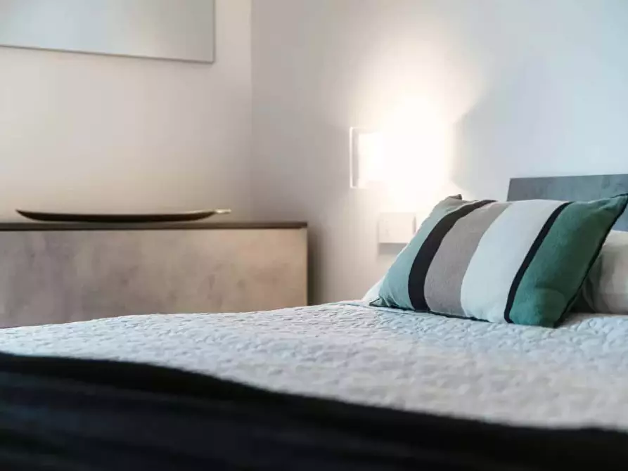 Immagine 32 di Appartamento in affitto  in Via Corrado e Giulio Venini a Como