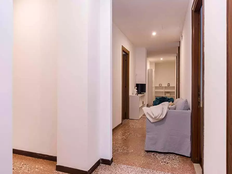 Immagine 36 di Camera in affitto  in Viale Giovanni Vicini20 a Bologna