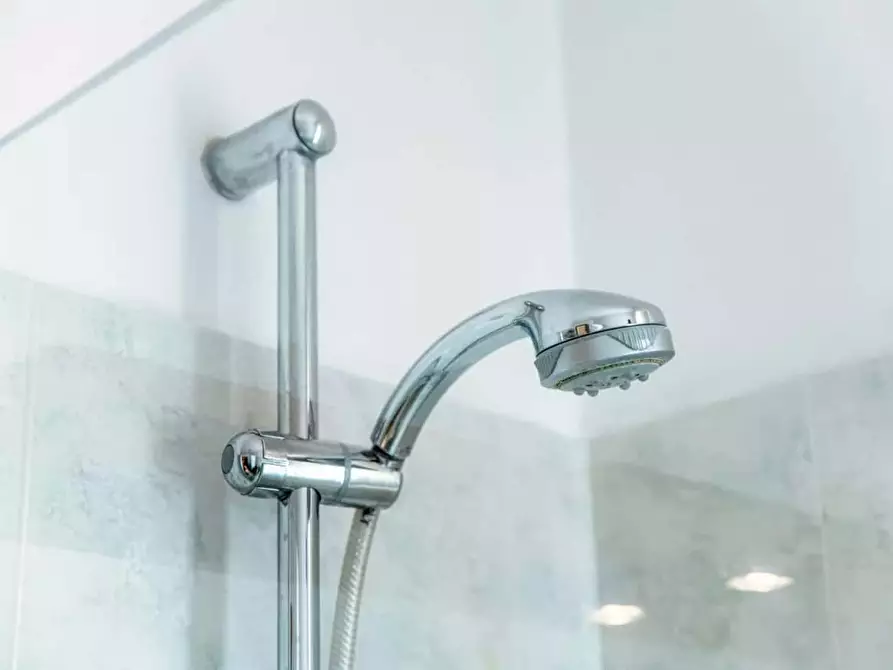 Immagine 43 di Appartamento in affitto  in Via Bellinzona a Como