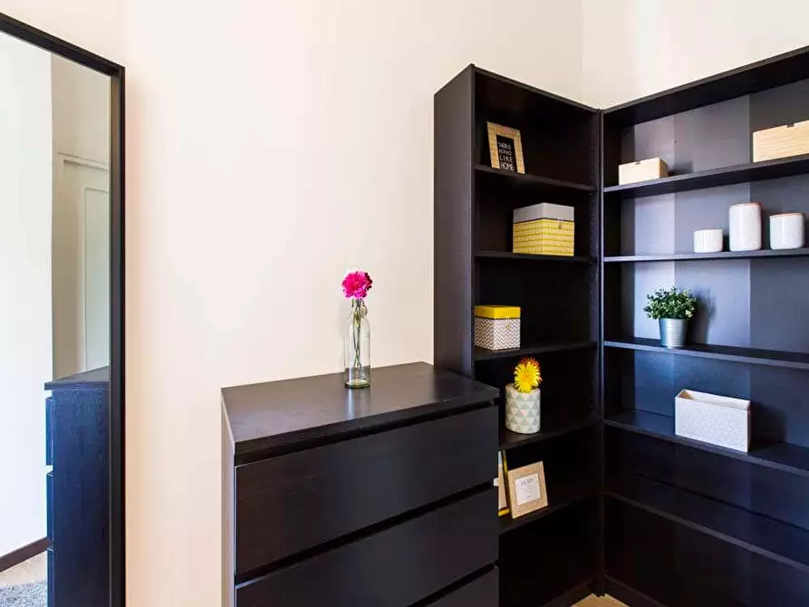 Immagine 5 di Camera in affitto  in Via Moncalvo29 a Milano