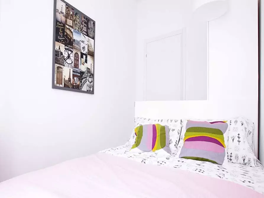 Immagine 5 di Camera in affitto  in Viale Ortles86 a Milano