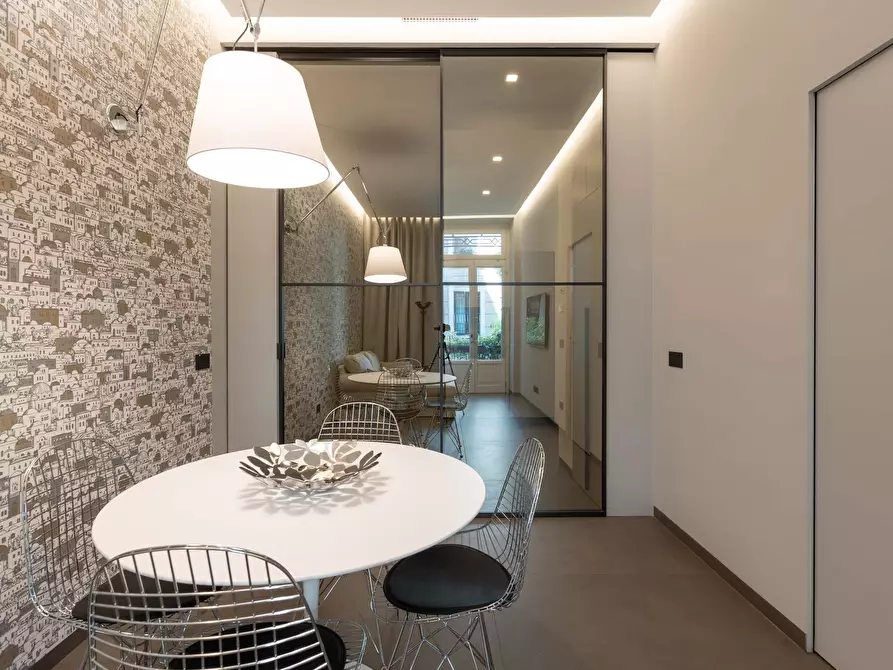 Immagine 40 di Appartamento in affitto  in Via Guido D'Arezzo8 a Milano