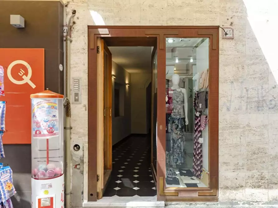 Immagine 22 di Appartamento in affitto  in Via Giuseppe Mazzini40 a Rapallo