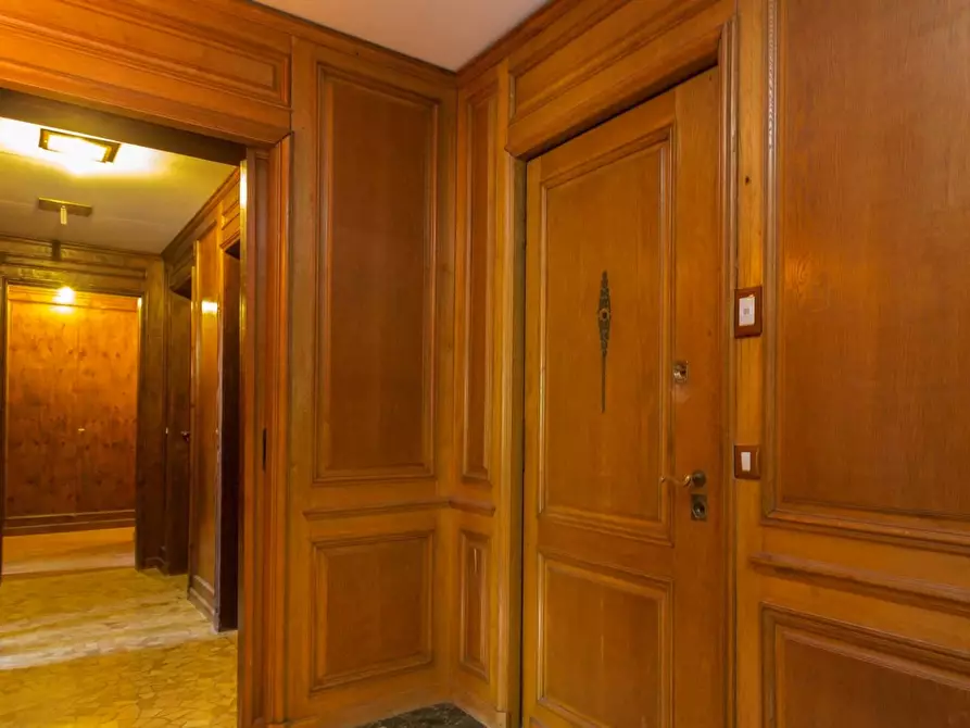 Immagine 10 di Camera in affitto  in Via Giovanni Segantini75 a Milano