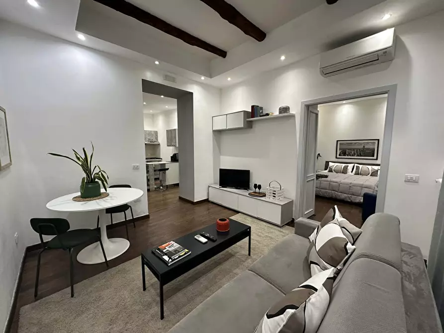 Immagine 8 di Appartamento in affitto  in Salita San Maria Apparente4 a Napoli