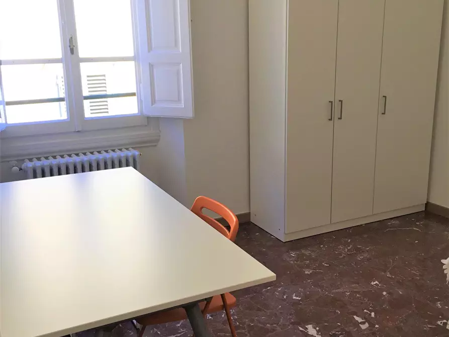 Immagine 2 di Camera in affitto  in Via della Colonna35 a Firenze