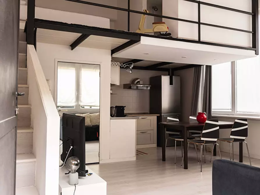 Immagine 15 di Appartamento in affitto  in Viale Umbria54 a Milano