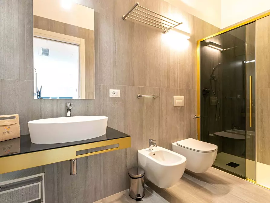 Immagine 6 di Appartamento in affitto  in Via Torino2 a Venezia