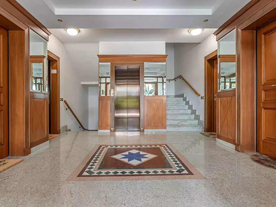 Immagine 44 di Appartamento in affitto  in Via Pietro de Francisci13 a Roma