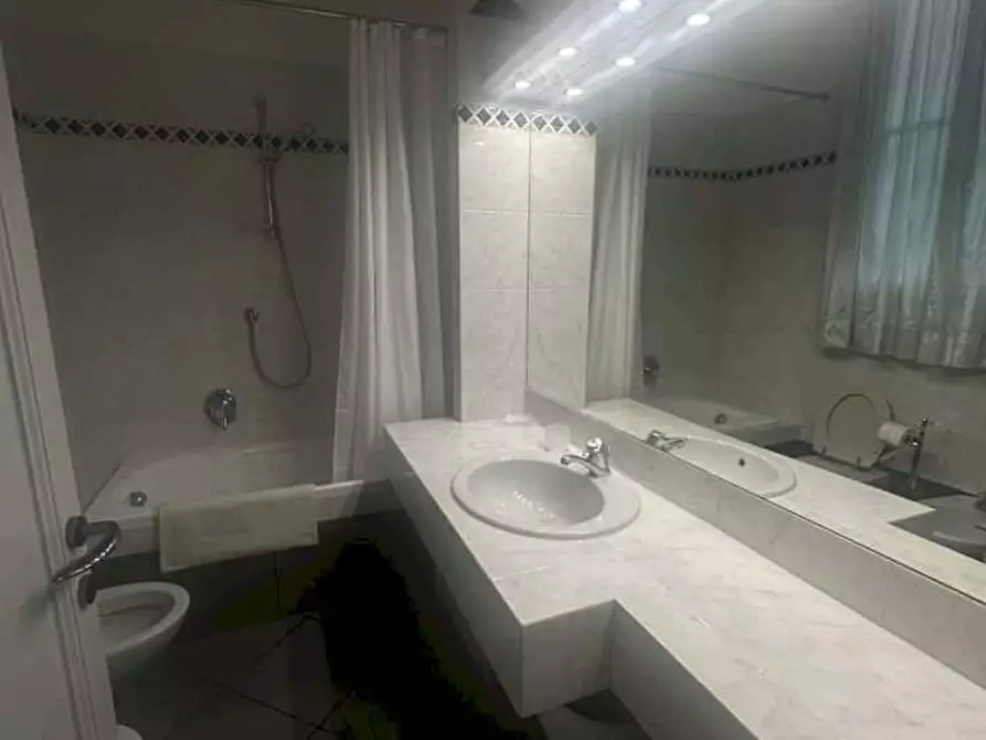 Immagine 7 di Camera in affitto  in Via Giordano Bruno a Firenze