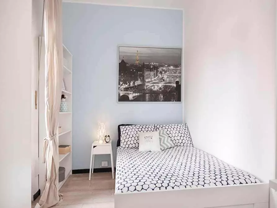 Immagine 5 di Camera in affitto  in Via Salvatore Barzilai14 a Milano