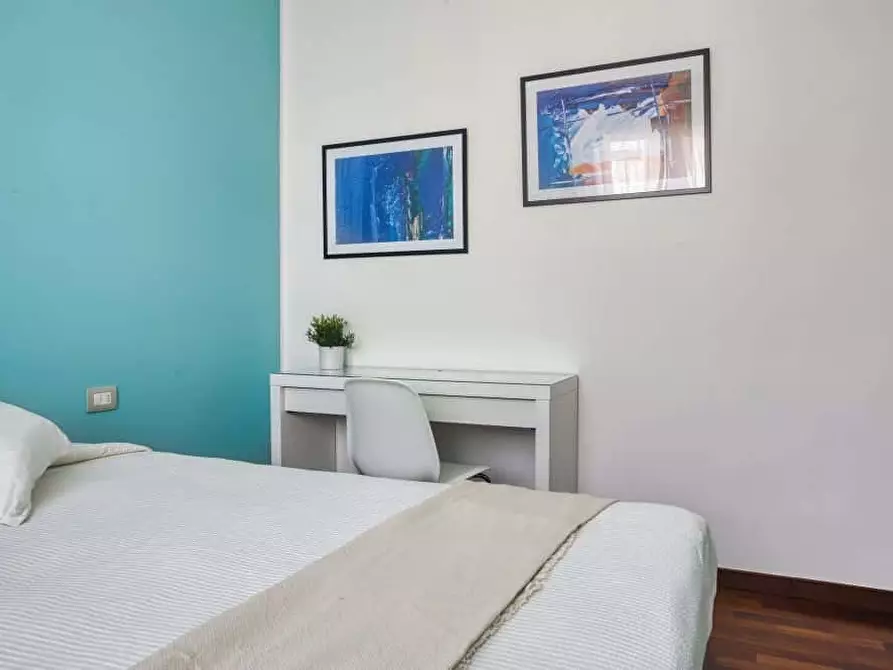 Immagine 4 di Camera in affitto  in Viale Carlo Espinasse106 a Milano