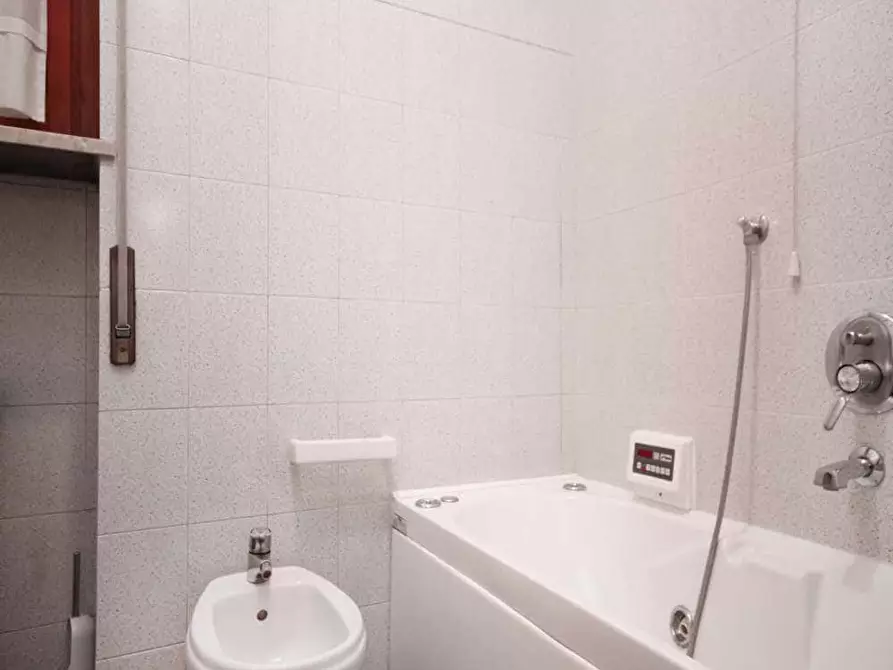 Immagine 10 di Camera in affitto  in Via Imperia7 a Milano