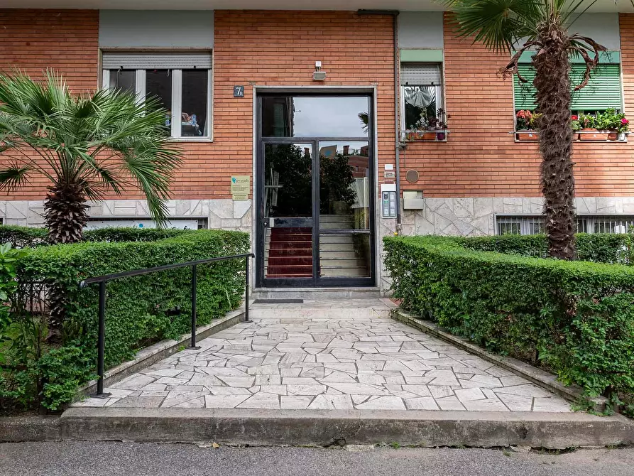 Immagine 20 di Camera in affitto  in Via Carolina Invernizio7B a Milano