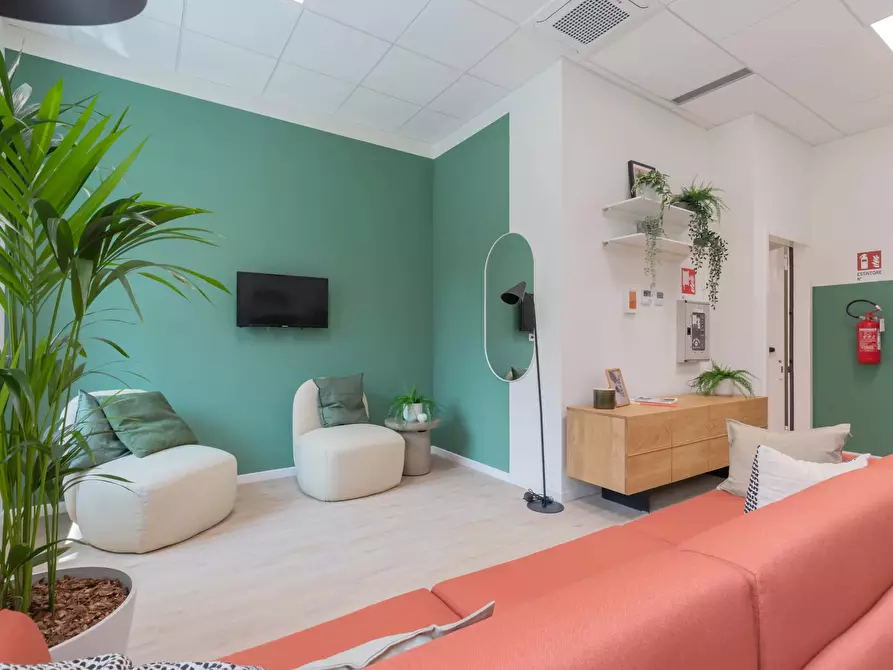 Immagine 24 di Camera in affitto  in Via Lepontina4 a Milano