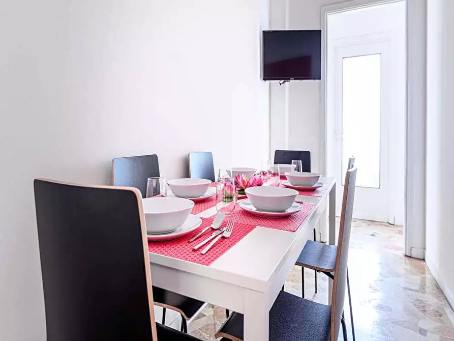 Immagine 43 di Camera in affitto  in Via Pietro Borsieri34 a Milano