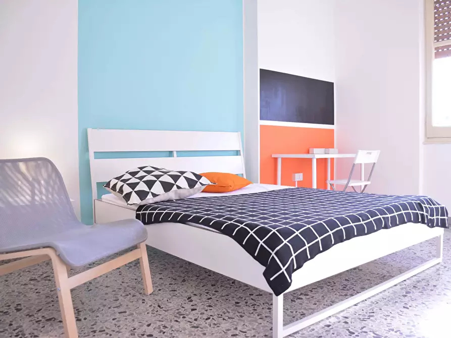 Immagine 1 di Camera in affitto  in Via Is Mirrionis87 a Cagliari