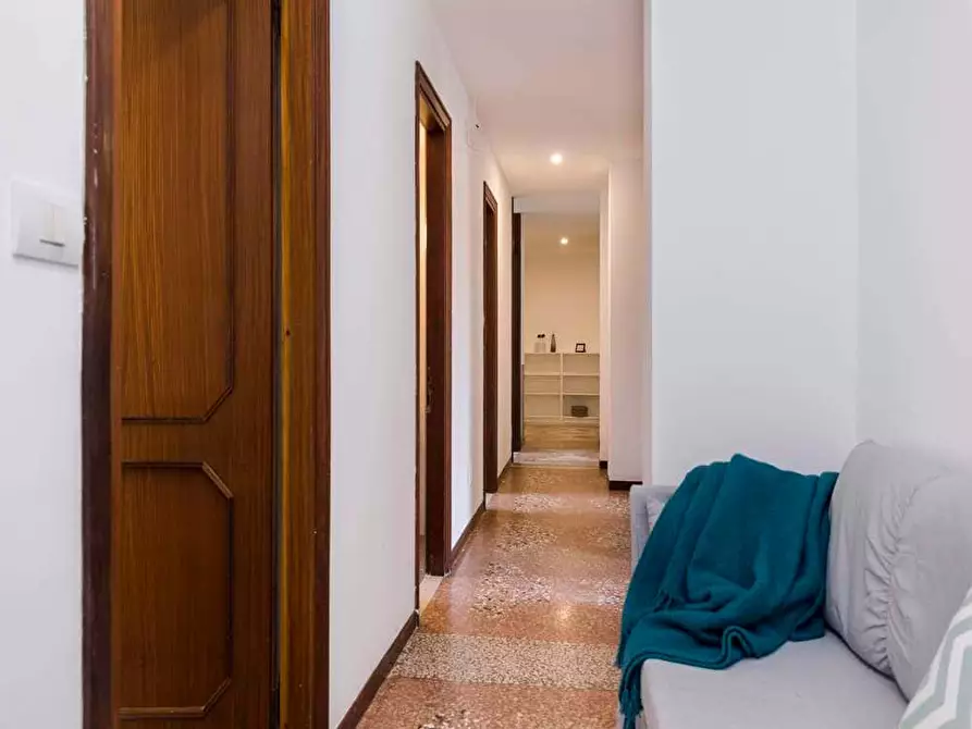 Immagine 39 di Camera in affitto  in Viale Giovanni Vicini20 a Bologna